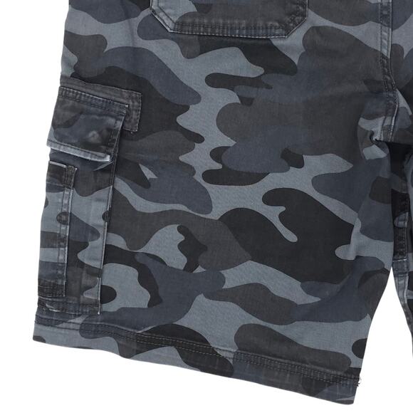Sun + Stone Cargo Shorts Mens 34 Camo Camouflage Pockets Casual Modern Outdoor - Picture 12 of 13